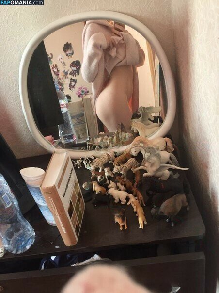 Ahrinyan / Arina Berdnikova / nyasharisha Nud OnlyFans  Fotografie scursă #228