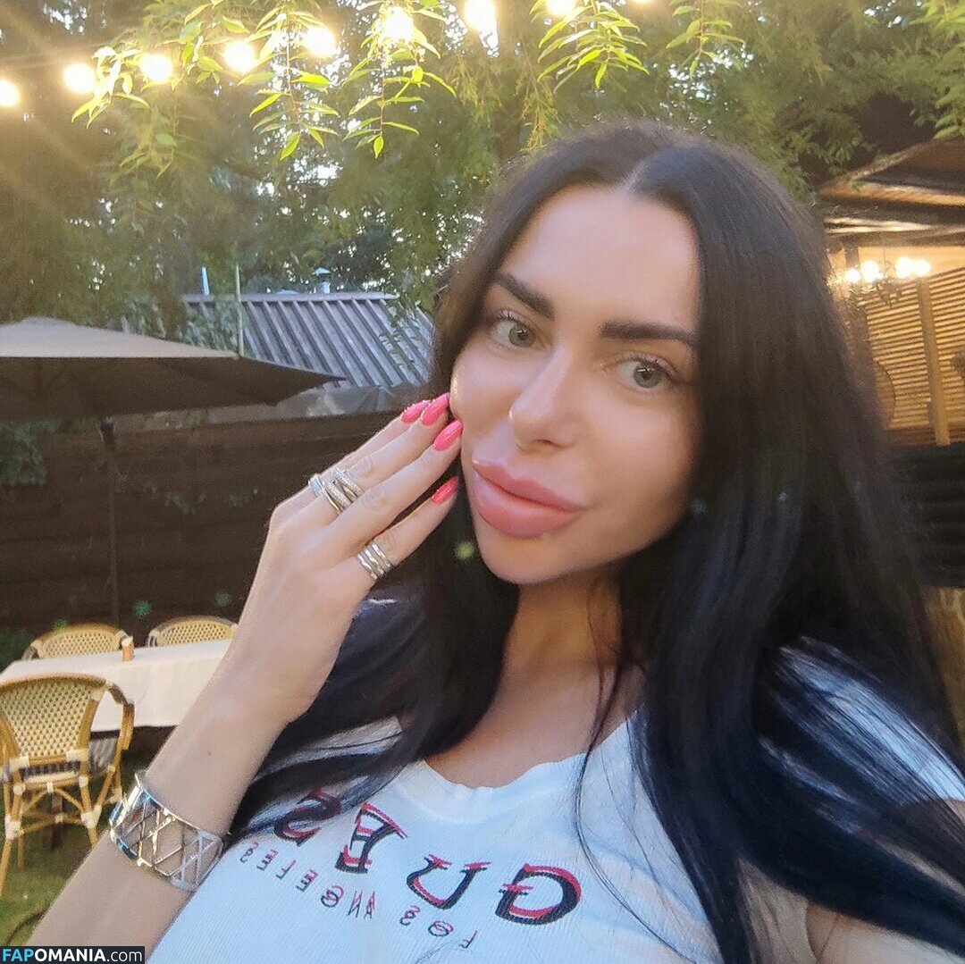 arish.lamborghini / arish_lamborghini Nud OnlyFans  Fotografie scursă #1