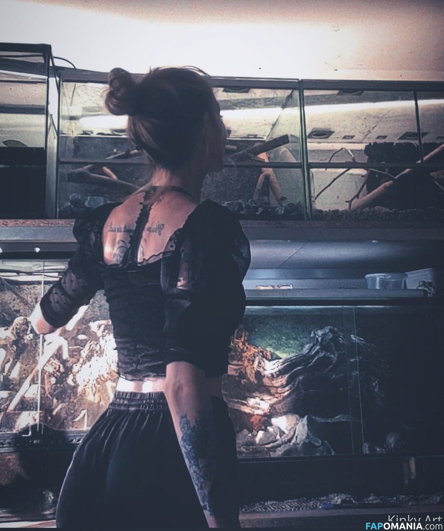 artnvenom Nud OnlyFans  Fotografie scursă #19