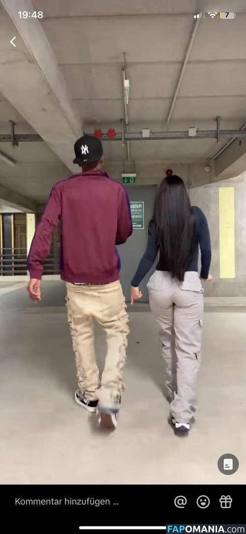 Asaliraniii Nud OnlyFans  Fotografie scursă #11