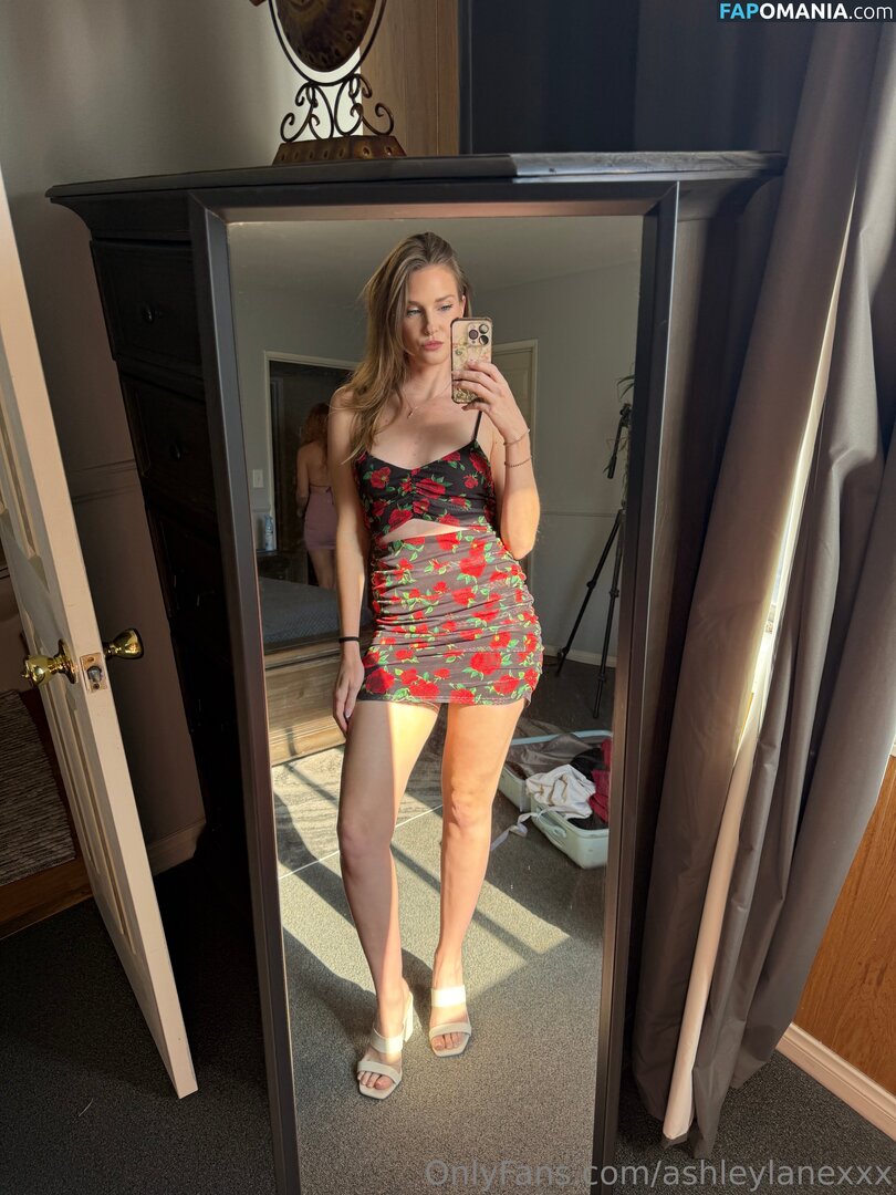 Ashley Lane / ashleylanexxx / priebusss Nud OnlyFans  Fotografie scursă #1137
