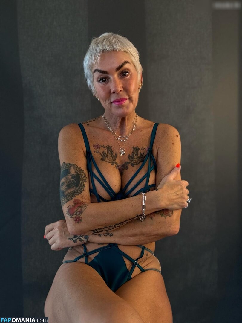 Astrid Zeegen Holt / astridiwantyouinmylife Nud OnlyFans  Fotografie scursă #6