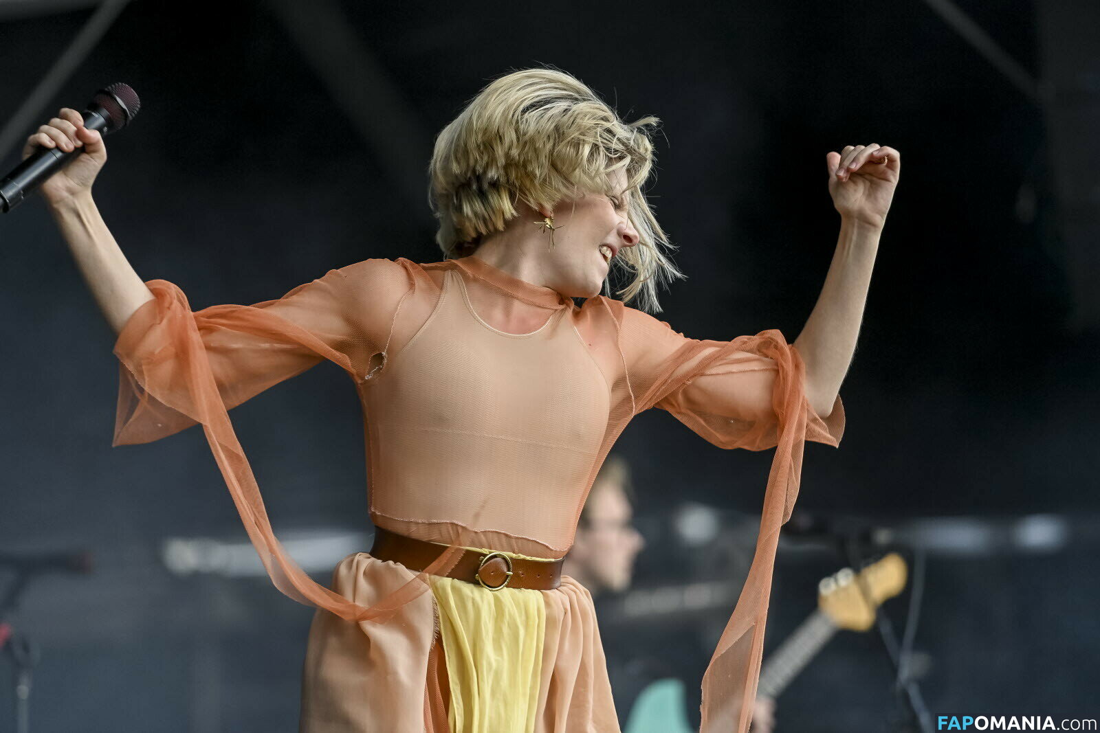 Aurora Aksnes / auroramusic / singer Nud OnlyFans  Fotografie scursă #6