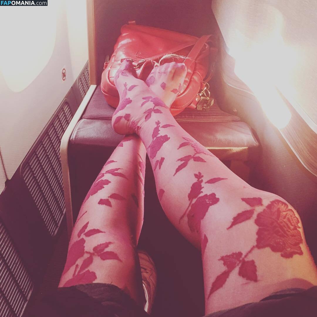 Aurora Aksnes / auroramusic / singer Nud OnlyFans  Fotografie scursă #236