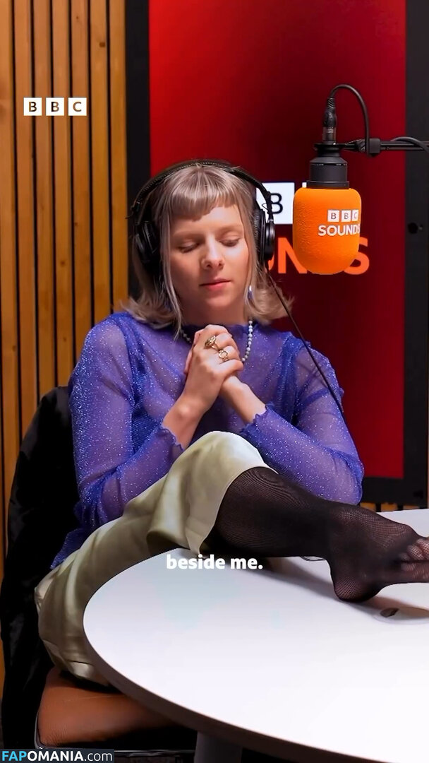 Aurora Aksnes / auroramusic / singer Nud OnlyFans  Fotografie scursă #239