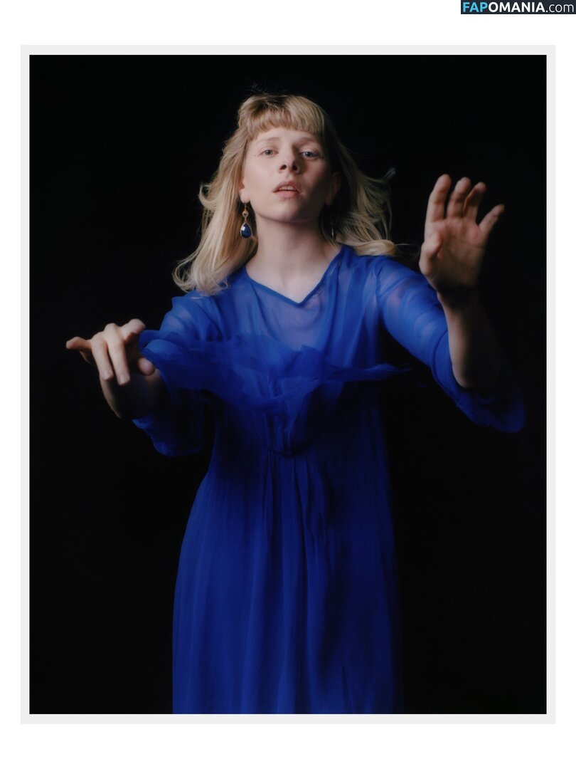 Aurora Aksnes / auroramusic / singer Nud OnlyFans  Fotografie scursă #261