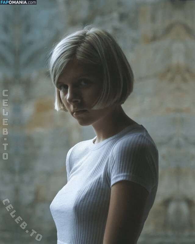 Aurora Aksnes / auroramusic / singer Nud OnlyFans  Fotografie scursă #272