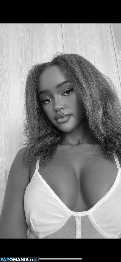 aurora_staar / aurora_star Nud OnlyFans  Fotografie scursă #1