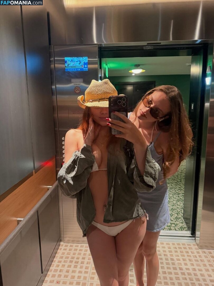 Aurorafoxxxx / scarlettaaurora / ursweetscar / yoursweetaurora Nud OnlyFans  Fotografie scursă #14