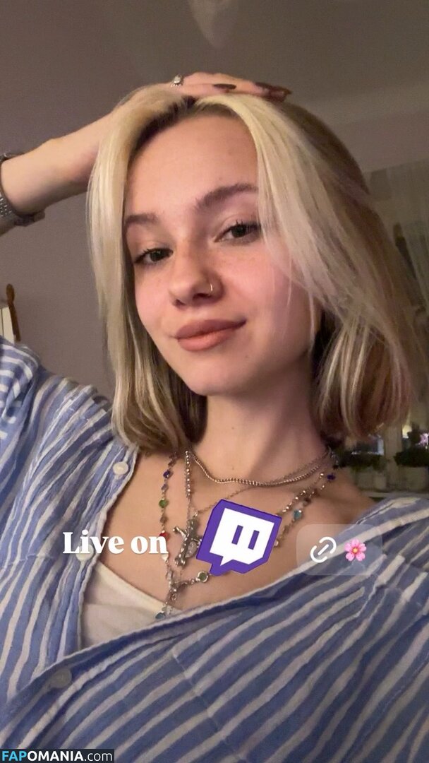 Austrian ASMR / austrianasmrgurl Nud OnlyFans  Fotografie scursă #3