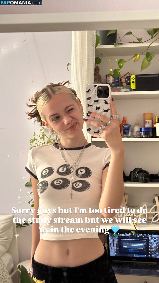 Austrian ASMR / austrianasmrgurl Nud OnlyFans  Fotografie scursă #4