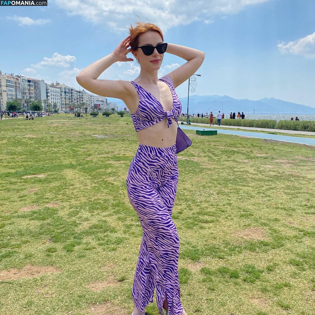 Aysennyuksel / moonbae.8 Nud OnlyFans  Fotografie scursă #8