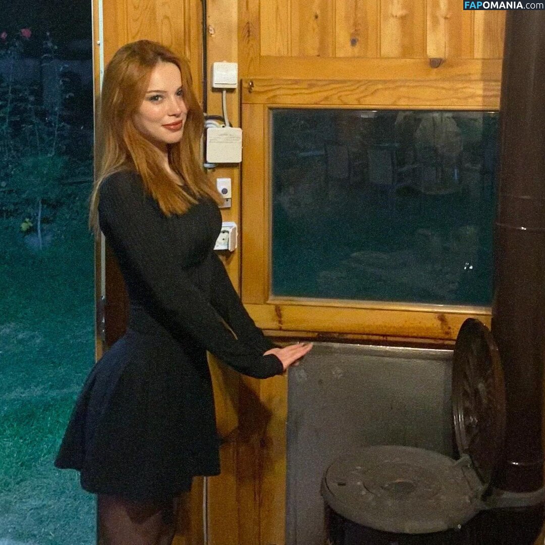 Aysennyuksel / moonbae.8 Nud OnlyFans  Fotografie scursă #20