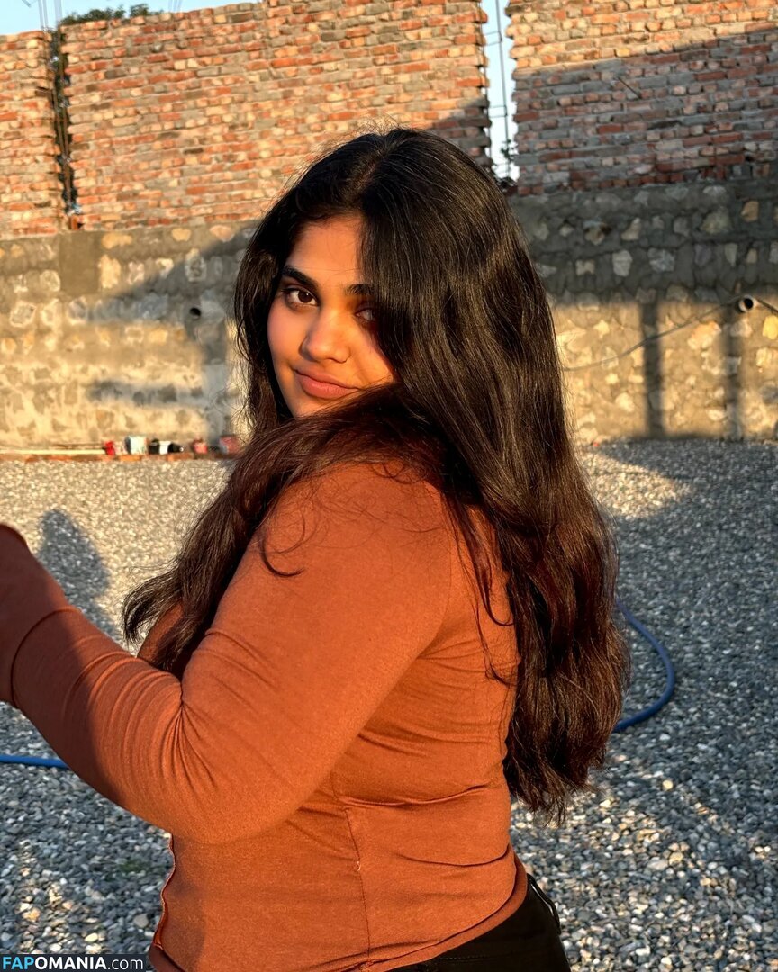 ayushi bhardwaj / ayushi_bhardwajj Nud OnlyFans  Fotografie scursă #4