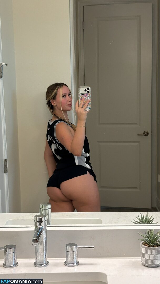 azra_lifts Nud OnlyFans  Fotografie scursă #3