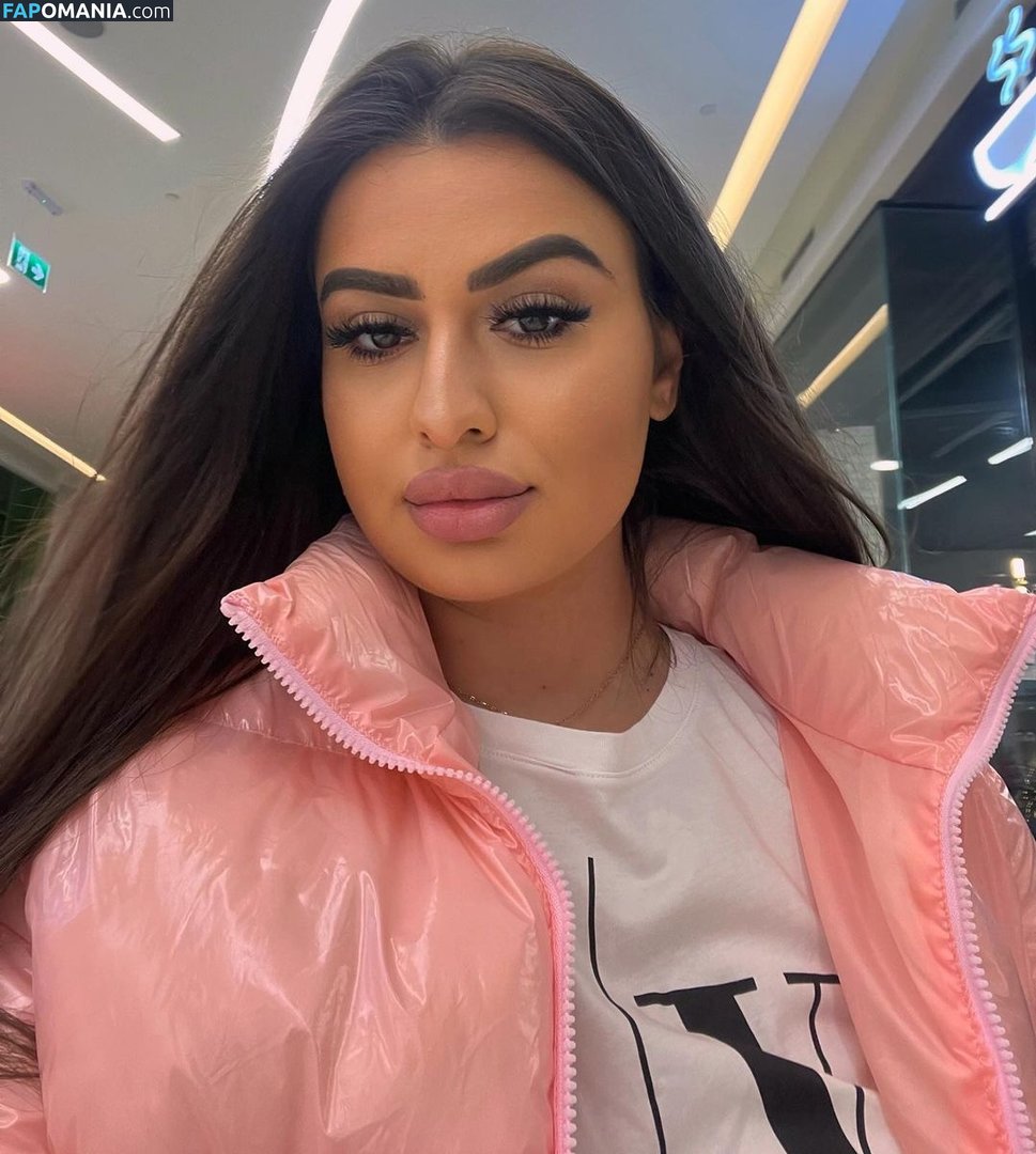 _b_miruna / k.miruu Nud OnlyFans  Fotografie scursă #4