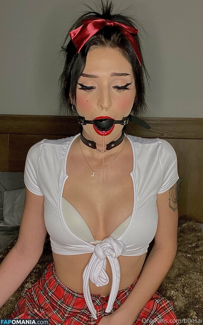 b0nsai / b0nzai / jaz_sinclair Nud OnlyFans  Fotografie scursă #9