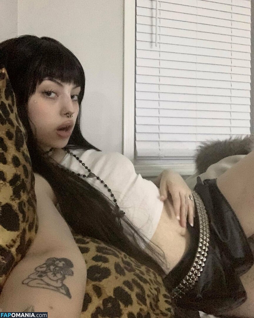 64il0ut / b4i1e3 / b4il3e Nud OnlyFans  Fotografie scursă #12