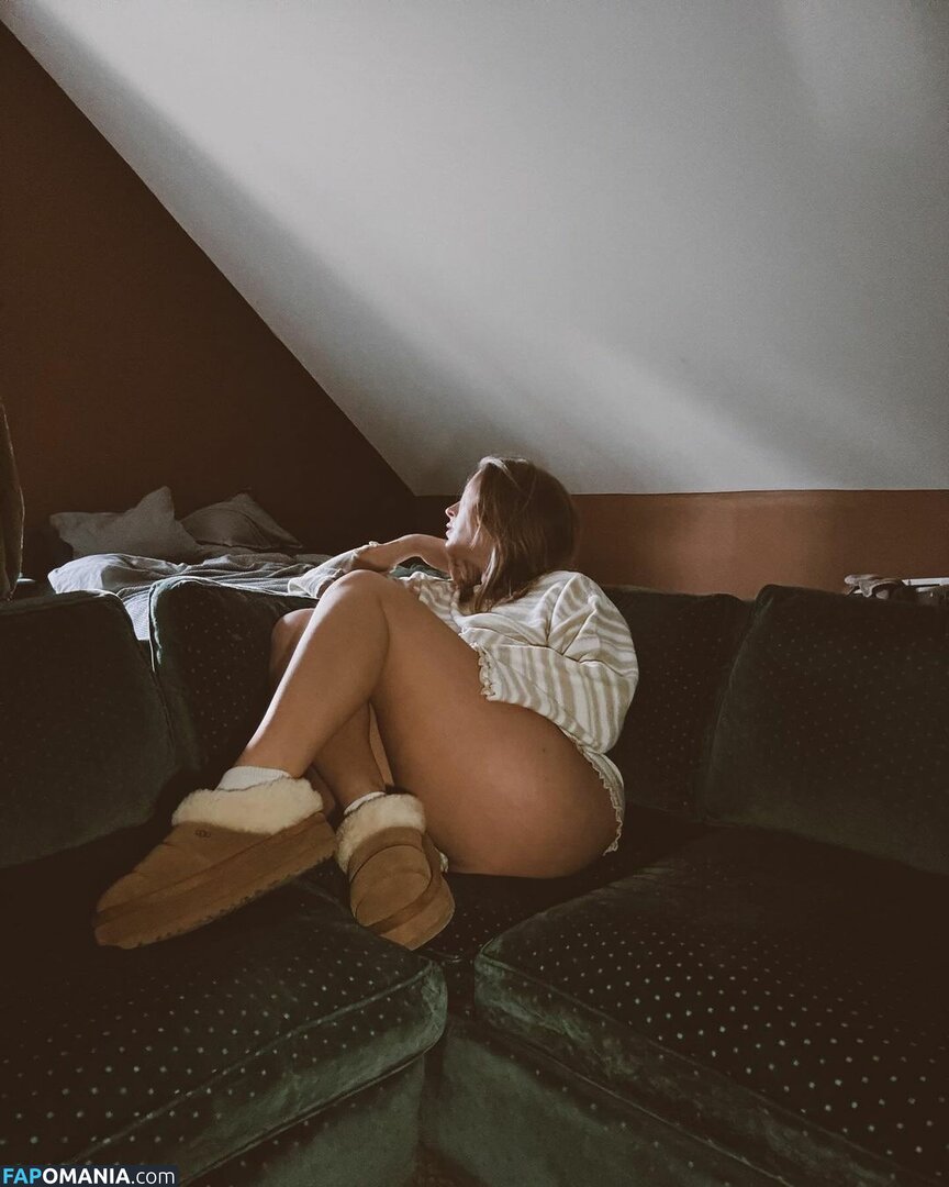 BaaabyC / barbiegotthicc / bitcheslovebrixo Nud OnlyFans  Fotografie scursă #7