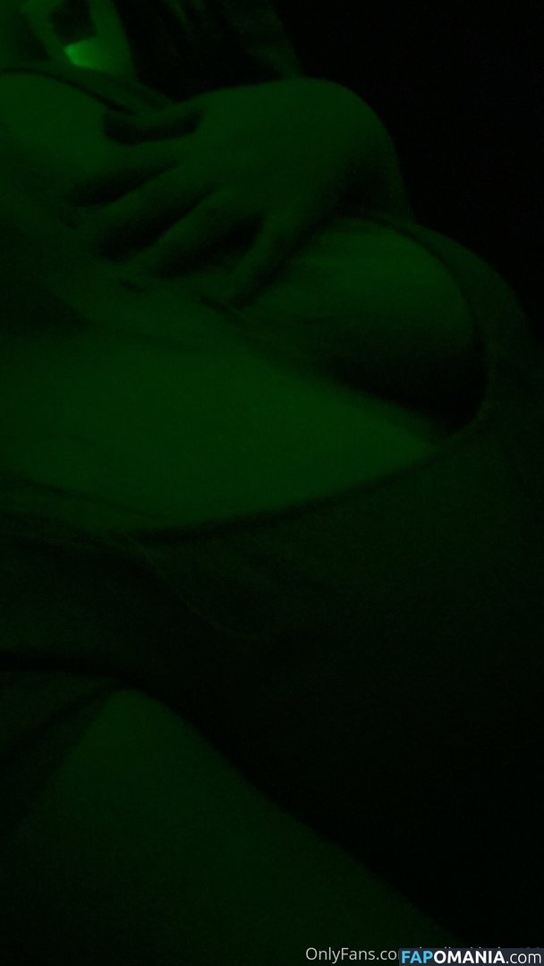 badlu_ck420 / badluckbaby420 Nud OnlyFans  Fotografie scursă #16