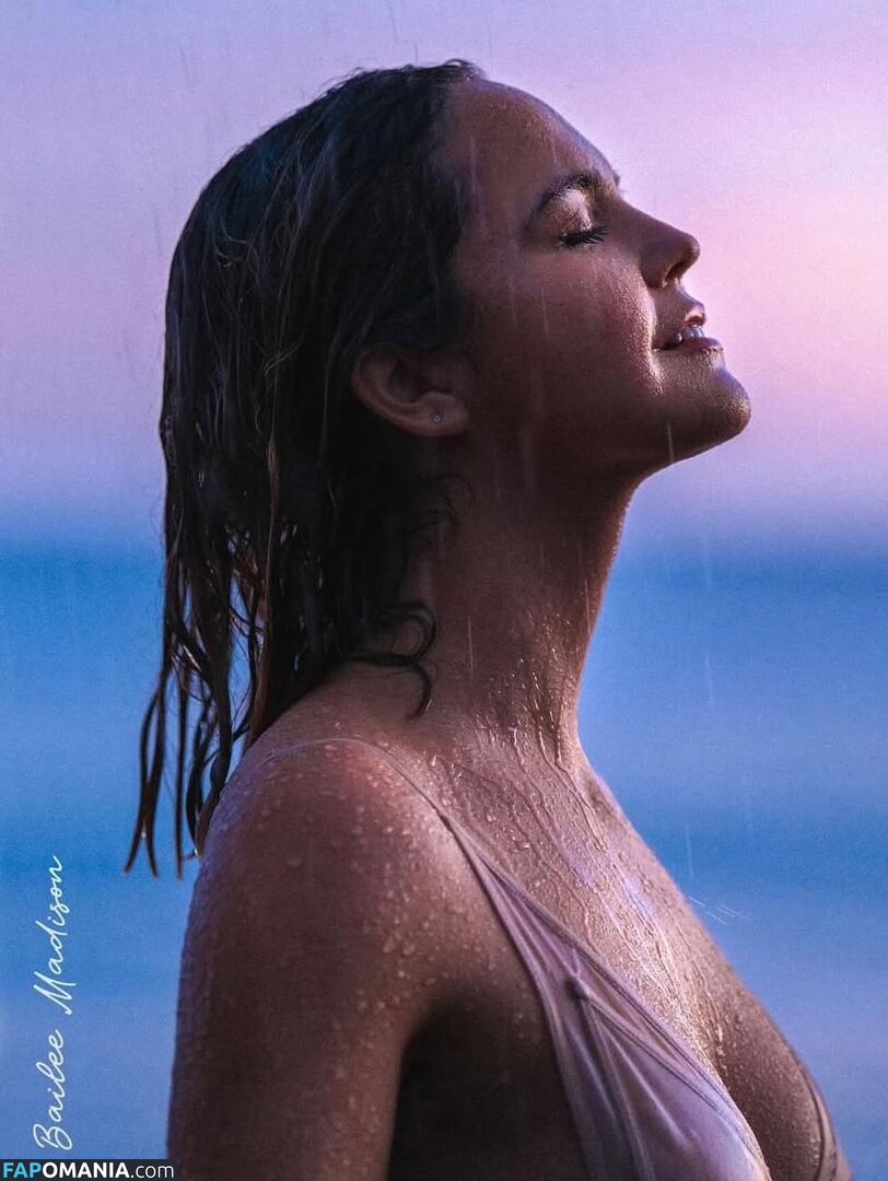Bailee Madison / baileemadison / bailey_madis0n Nud OnlyFans  Fotografie scursă #9