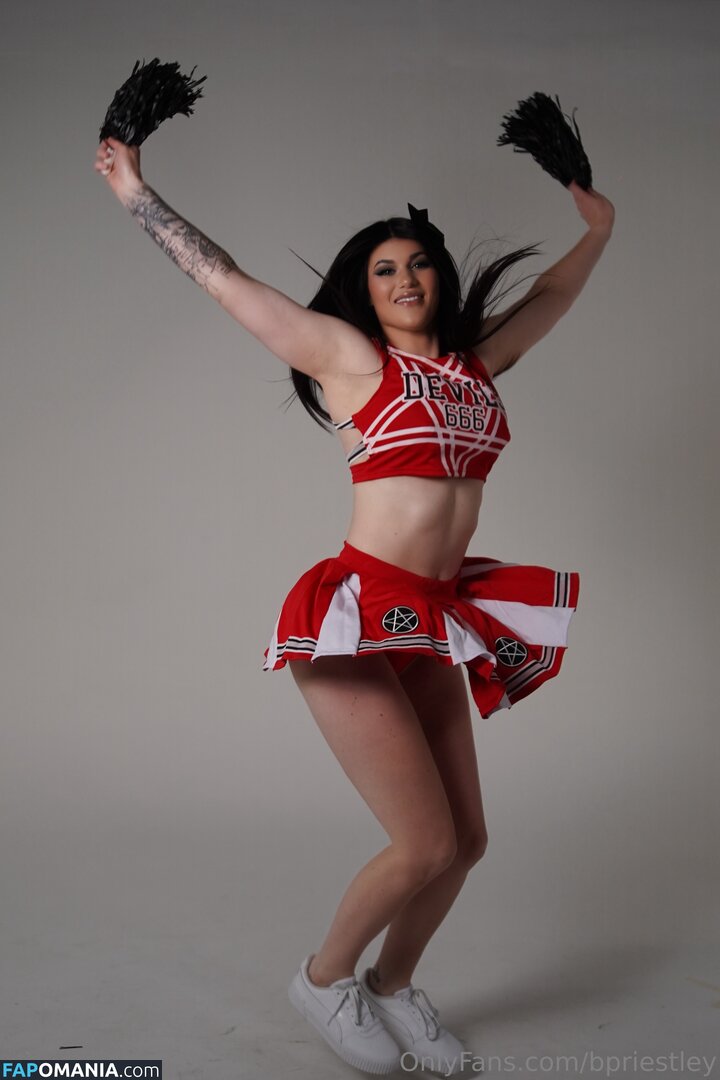 Bea Priestley / Blair Davenport / bdavenportwwe / bpriestley Nud OnlyFans  Fotografie scursă #16