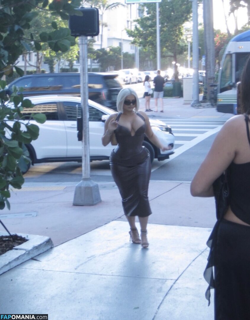 Bebe Rexha / beberexha / skylinevexx Nud OnlyFans  Fotografie scursă #454