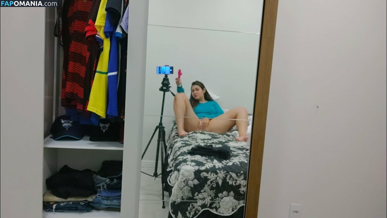 Bella Menezes / isamnzs / isinha meneses / isinhamnzs / prontomostreii Nud OnlyFans  Fotografie scursă #33