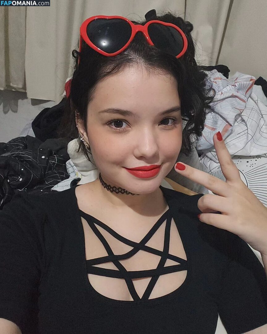 bellaplays / bellaplaysofficial Nud OnlyFans  Fotografie scursă #1