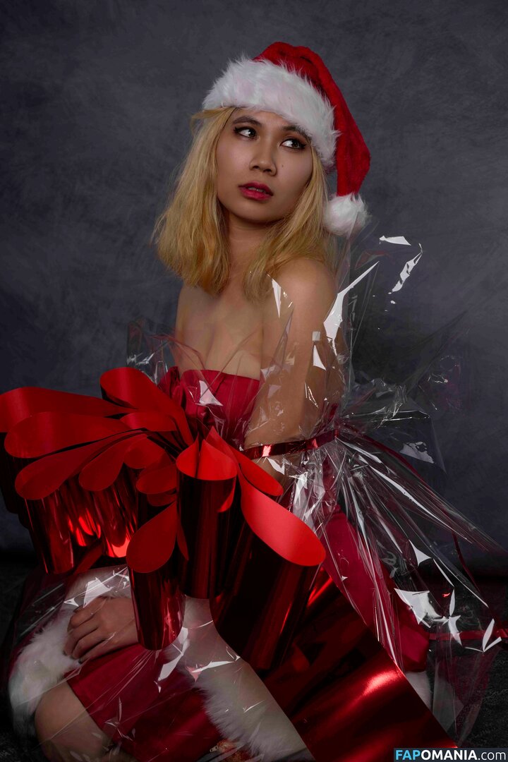 Aquentine / Bessy Q / Final Girlz / Justa Queen / Quynh Văn / _bessy.q_ Nud OnlyFans  Fotografie scursă #3