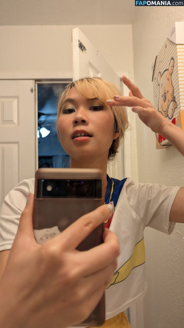 Aquentine / Bessy Q / Final Girlz / Justa Queen / Quynh Văn / _bessy.q_ Nud OnlyFans  Fotografie scursă #20