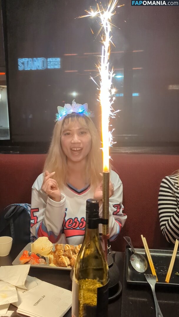 Aquentine / Bessy Q / Final Girlz / Justa Queen / Quynh Văn / _bessy.q_ Nud OnlyFans  Fotografie scursă #30