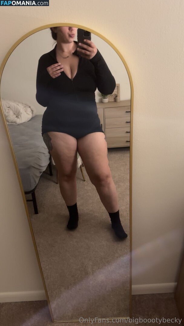bigboootybecky / bigbootybecka_ Nud OnlyFans  Fotografie scursă #10