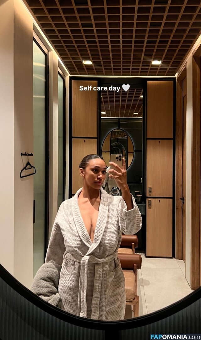 BigDD / Bigdiamondgirl, / Heyitsdiamondbaby / bigdiamondgirl Nud OnlyFans  Fotografie scursă #4