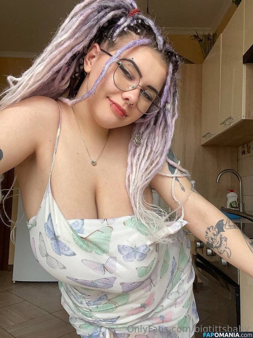 big.tits.baby.on.holiday / bigtittsbaby Nud OnlyFans  Fotografie scursă #1