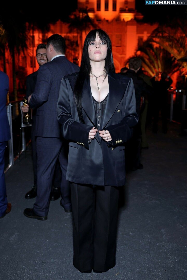 Billie Eilish / Fake / billeeilish / billieeilish Nud OnlyFans  Fotografie scursă #342