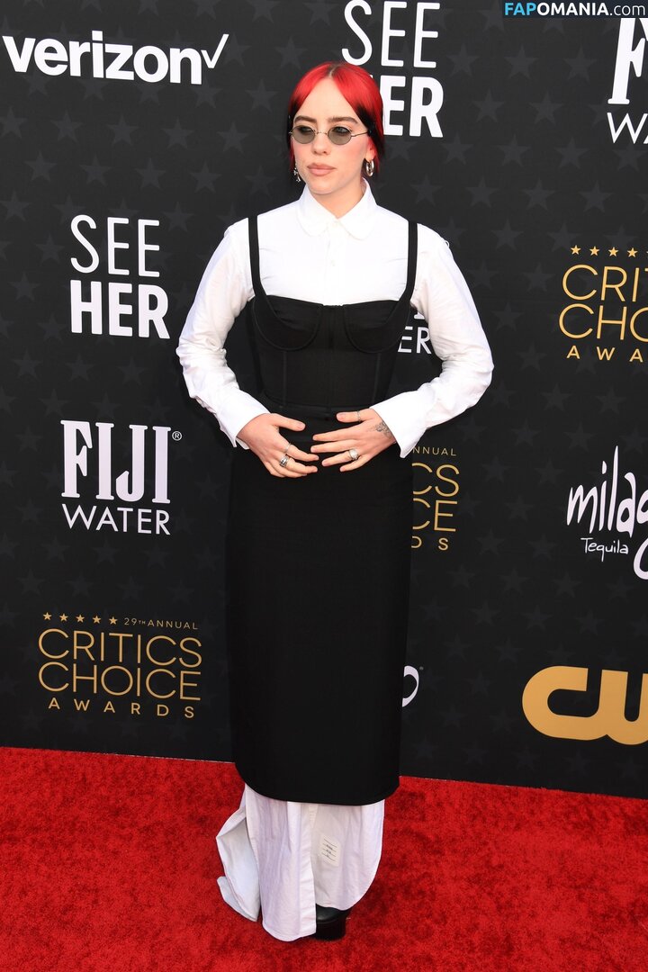 Billie Eilish / Fake / billeeilish / billieeilish Nud OnlyFans  Fotografie scursă #1178