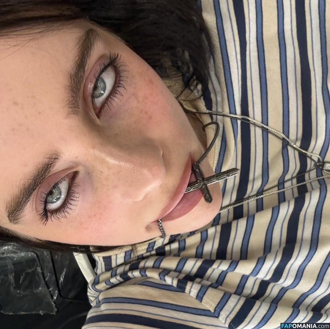 Billie Eilish / Fake / billeeilish / billieeilish Nud OnlyFans  Fotografie scursă #2236