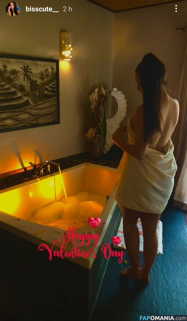 Bisscute / Bisscute_ / bisscute__ Nud OnlyFans  Fotografie scursă #10