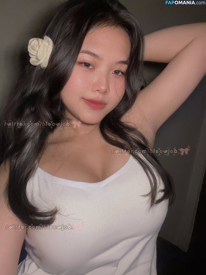Awaifuu / Bleowjob / awaifu / awaifu_u / mychia. Nud OnlyFans  Fotografie scursă #2