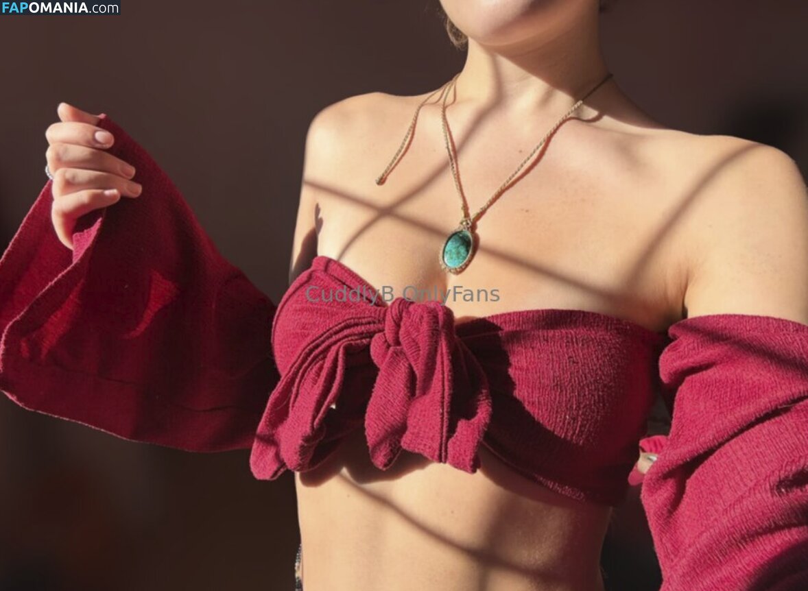 BneedsCinA / cuddlybonlyfans / themodernmaccabee Nud OnlyFans  Fotografie scursă #2