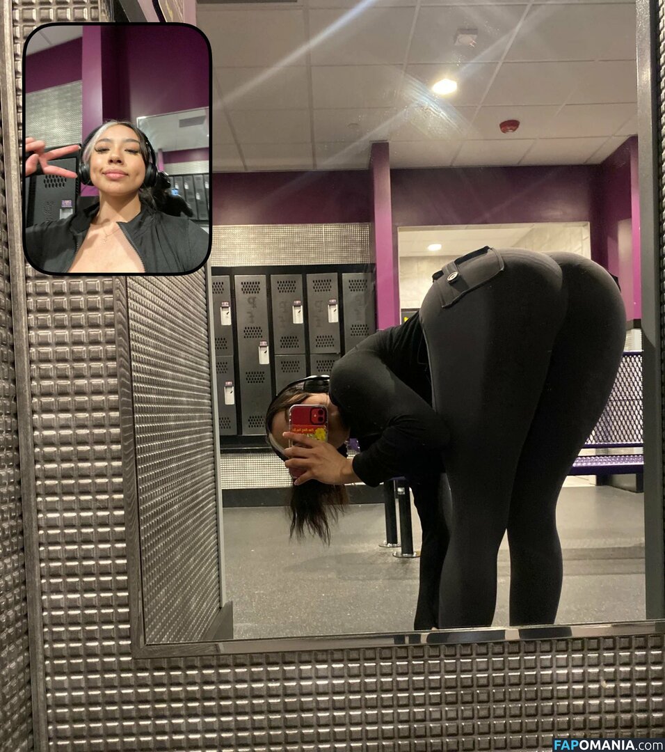 222harumii / bodyby.harumiii / emily_hernandez / harumi Nud OnlyFans  Fotografie scursă #25