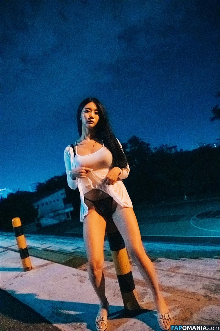 Bomi / Girl Crush KPop / bomistry / bomistry2022 / girlcrushfancam Nud OnlyFans  Fotografie scursă #12