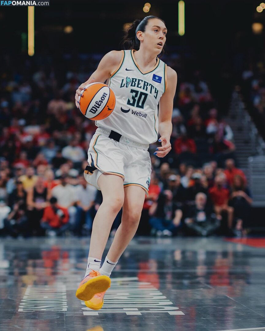 Breanna Stewart / WNBA Player / breannastewart30 Nud OnlyFans  Fotografie scursă #3