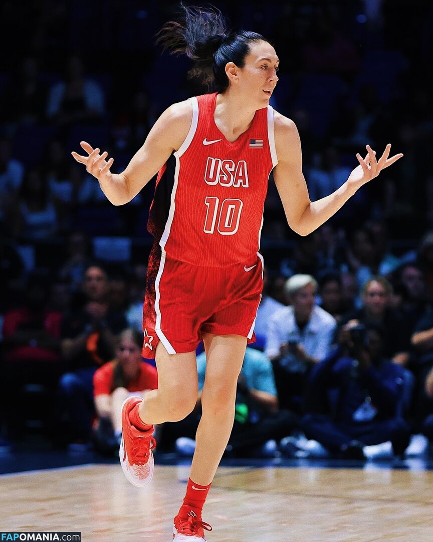 Breanna Stewart / WNBA Player / breannastewart30 Nud OnlyFans  Fotografie scursă #10