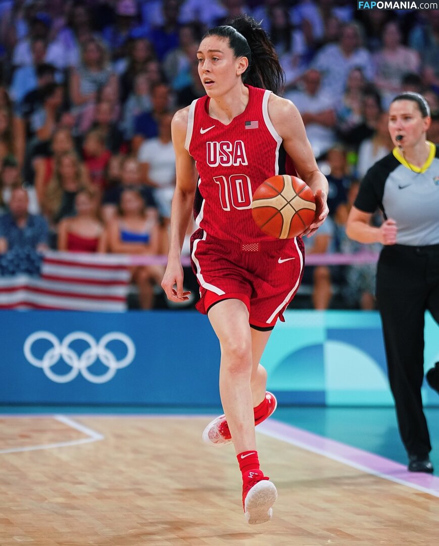 Breanna Stewart / WNBA Player / breannastewart30 Nud OnlyFans  Fotografie scursă #11