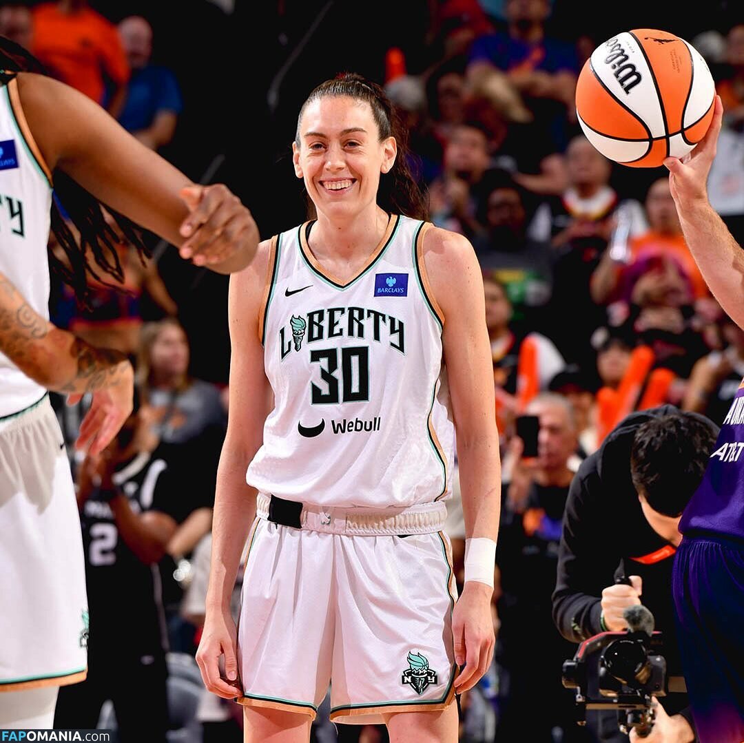 Breanna Stewart / WNBA Player / breannastewart30 Nud OnlyFans  Fotografie scursă #19
