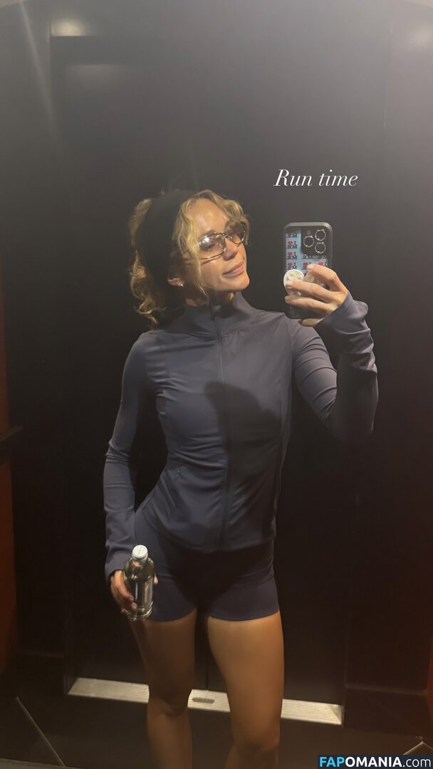 Brec Bassinger / brecbassinger Nud OnlyFans  Fotografie scursă #262