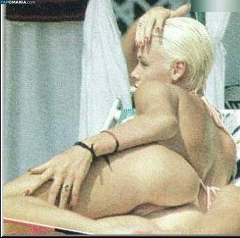 Brigitte Nielsen / brigittenielsen / realbrigittenielsen Nud OnlyFans  Fotografie scursă #41