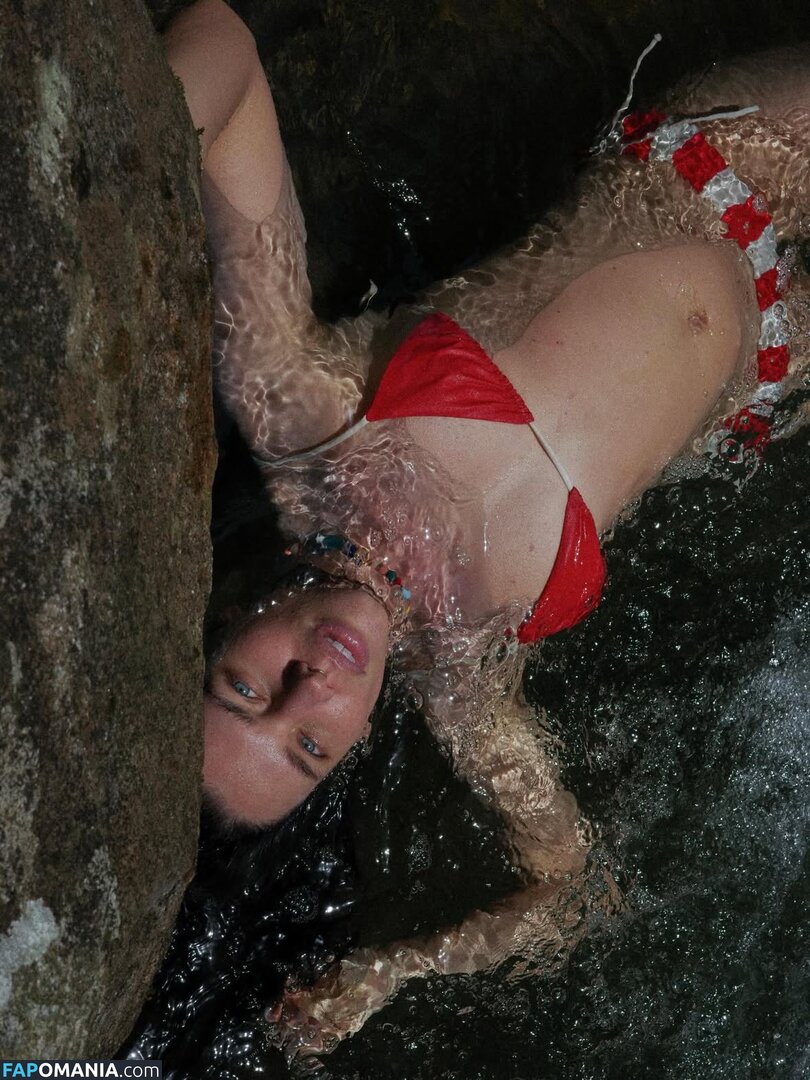 Bruna Linzmeyer / brunalinzmeyer Nud OnlyFans  Fotografie scursă #3